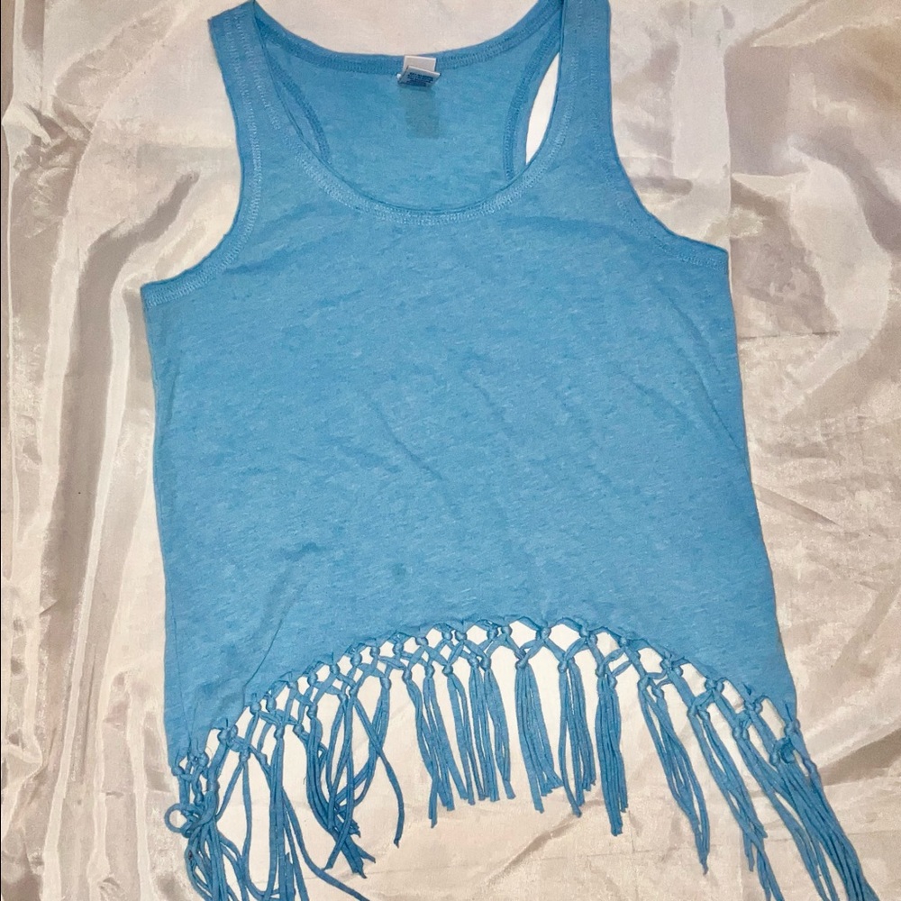 SOLD CLEARANCE - Kavio, Lite blue, fringed, cropped tank top. Size  m - Picture 3 of 7